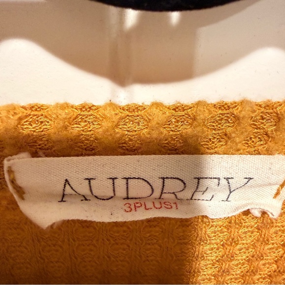 Audrey 3+1 Mustard Poncho Sweater Waffle Knit Top - Picture 3 of 6